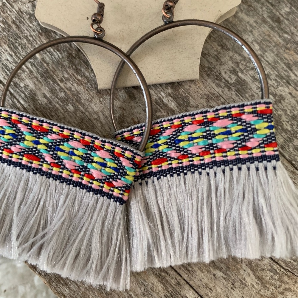 ROWDY CROWD CLOTHING Catalina Boho Fringe Earrings - Picture 3 of 3